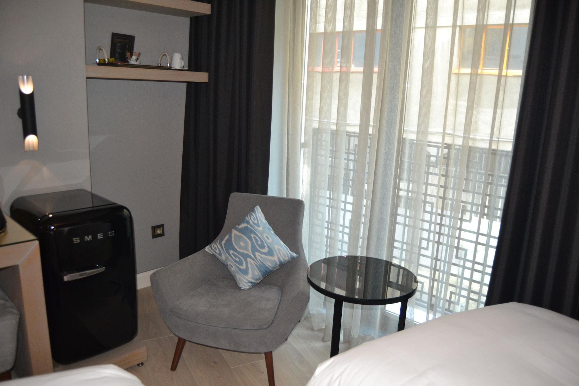Barbera Hotel Istanbul Exterior photo